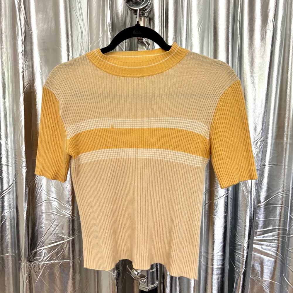 Yellow & Cream Color-Block Ribbed Knit Top